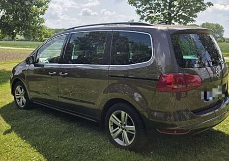 VW Sharan Volkswagen 2.0 TDI, 7 Sitzer, integr. Kindersitze