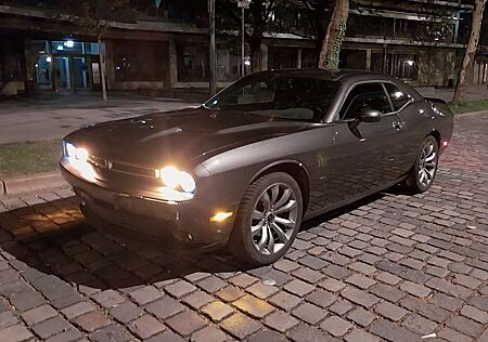 Dodge Challenger Automatik SXT Plus