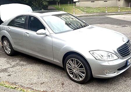 Mercedes-Benz S 320 CDI (221.022)