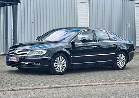 VW Phaeton Volkswagen 3.0TDI 5-Sitzer 4Motion/NAVI/LEDER/XENON