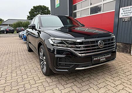 VW Touareg Volkswagen R-Line 4Motion HUD PANORAMA 21" Stdhzg