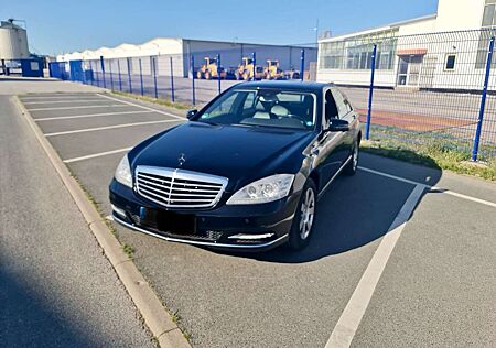 Mercedes-Benz S 350 BlueTEC DPF 7G-TRONIC