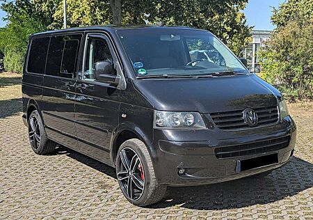 VW T5 Multivan Volkswagen Transporter T5 TDI Highline