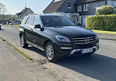 Mercedes-Benz ML 350 BlueTEC 4MATIC 7G-TRONIC
