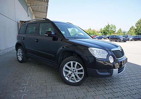 Skoda Yeti 2.0TDI 4x4 AHK Navi Xenon PDC SHZ Tempomat