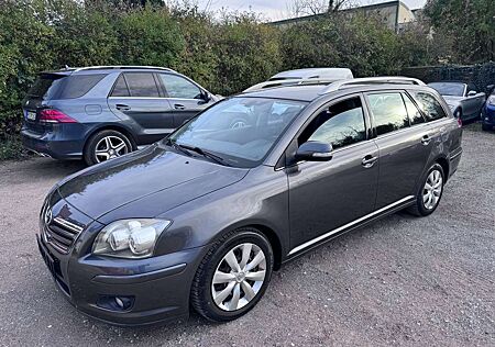 Toyota Avensis Combi 1.8 VVT-i Combi Automatik Sol