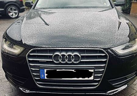 Audi A4 Avant 2.0 TDI DPF quattro Ambition
