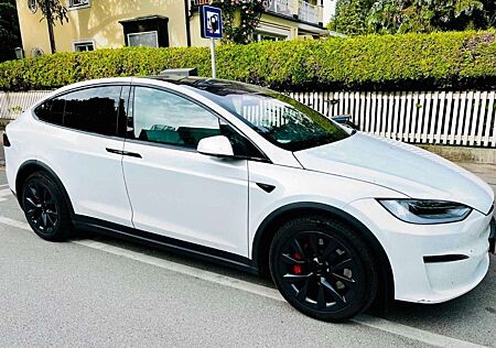 Tesla Model X Plaid