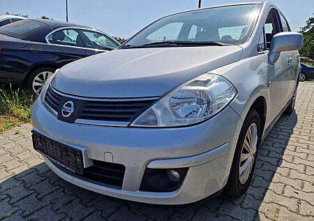 Nissan Tiida Acenta
