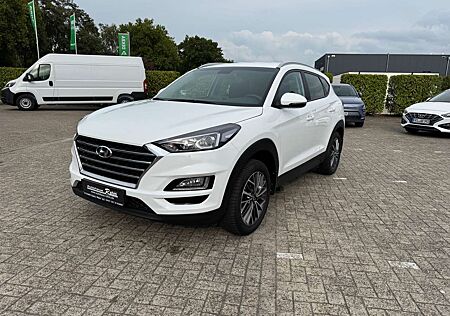 Hyundai Tucson 1.6 Trend 2WD|Navi|RFK|SHZ