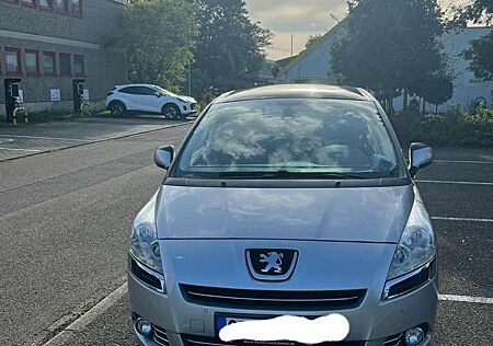 Peugeot 5008 120 VTi Tendance