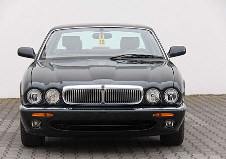 Jaguar XJ 4.0 Sovereign 3 Jahre Garantie