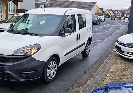 Fiat Doblo 1.6 JTD Kombi Flügeltüren