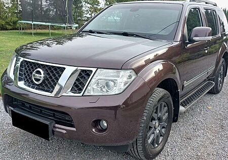 Nissan Pathfinder 3.0 dCi Aut.LE