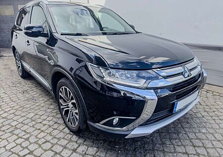 Mitsubishi Outlander 4WD 2.2 SUVStar+ AT