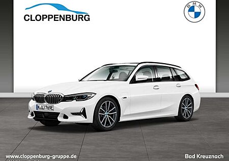 BMW 330 e Touring Luxury Line HiFi+Head-Up+DAB+LED+SHZ