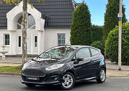 Ford Fiesta Titanium * 1. HAND * TÜV NEU *