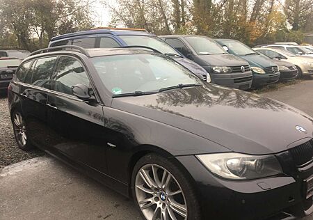 BMW 320 d M-SPORT NAVI PANORAMA 18 ZOLL ALU PDC NEU TÜV