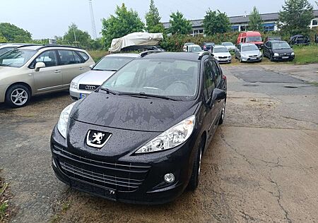 Peugeot 207 Tendance 1 hand nur 45000 km