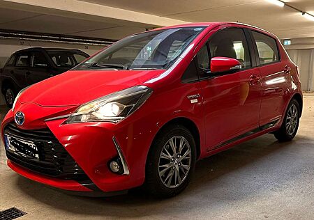 Toyota Yaris gebraucht kaufen Toyota Yaris Hybrid Hybrid 1.5 VVT-i Automatik, Navi