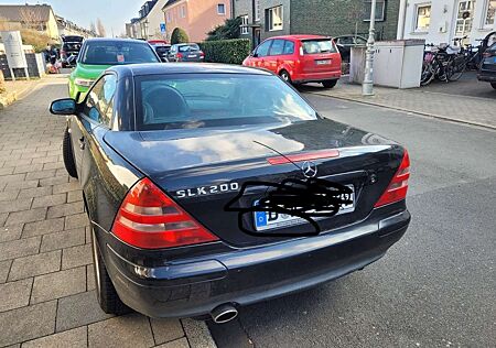 Mercedes-Benz SLK 200