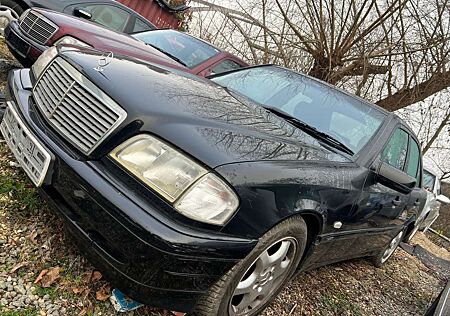 Mercedes-Benz C 180 C-Klasse Sport