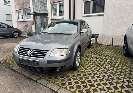 VW Passat Volkswagen 145.000KM*TÜV NEU*Klimaanlage*S-Heitzung*2.0TDI