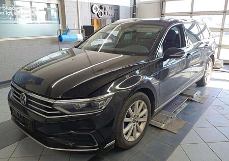 VW Passat Variant Volkswagen GTE 18Z./ACC/AHK/MATRIX/KAMERA/VC