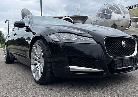 Jaguar XF Portfolio *LEDER*ACC*LED*SHZ*MERIDIAN