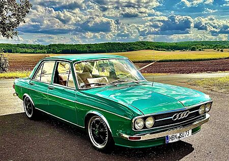 Audi 100 LS C1