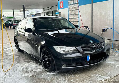 BMW 320i 320