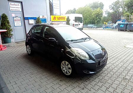 Toyota Yaris Sol 2Hd,Klima TüV,Kupplungssatz Neu