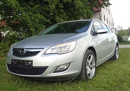 Opel Astra 2.0 CDTI DPF Sports Tourer HU 05/2027