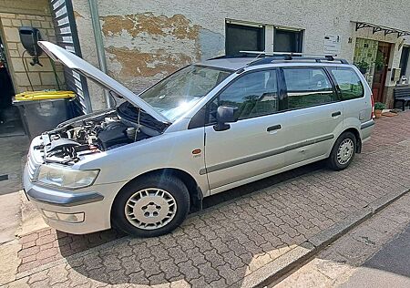 Mitsubishi Space Wagon 2,4 GDI Cool