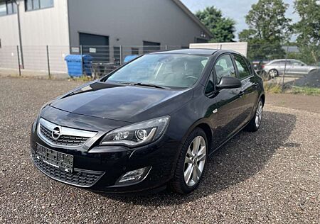 Opel Astra J Lim. 5-trg. Edition TÜV/KLIMAAUT./PDC