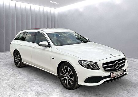 Mercedes-Benz E 300 T-Modell *1Hand/AHK/LED/Navi/Lückenlos*