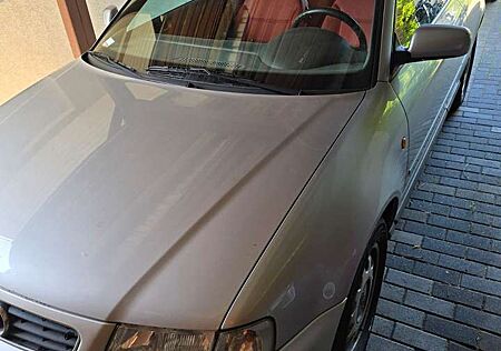 Audi A3 1.6 Attraction