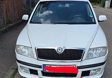 Skoda Octavia Combi 2.0 TDI DPF DSG Team Edition