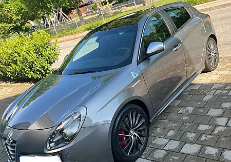 Alfa Romeo Giulietta 1.8 TBi 16V Quadrifoglio Verde