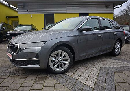 Skoda Octavia Combi 1.5 TSI DSG 5JGAR+eHECKK+SIDEASSIS
