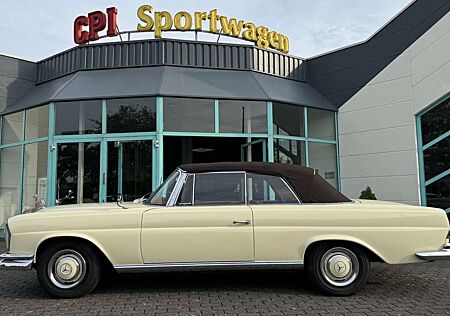 Mercedes-Benz 250 SE Cabrio W111 Deutsch