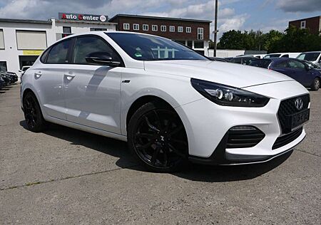 Hyundai i30 Fastback/Automatik/LED/CarPlay/Kamera/N-Line