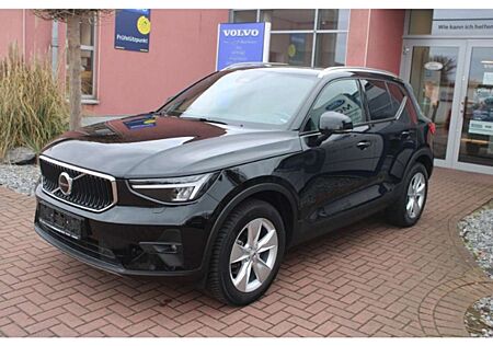 Volvo XC 40 XC40 B3 Core mit AHK,PixelLED,Sitzheizung,Kamera,GJR,PD