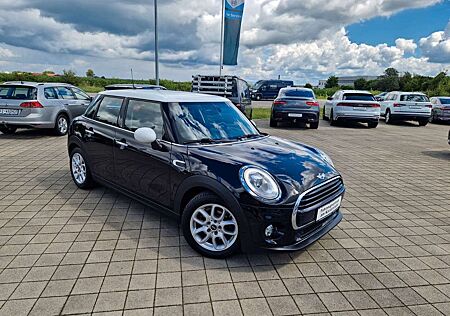 Mini Cooper 5-trg. Automatik Navi Leder