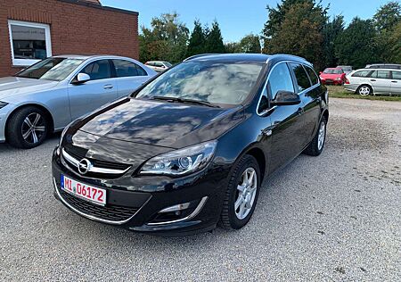 Opel Astra J Sports Tourer Exklusiv
