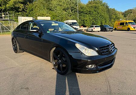 Mercedes-Benz CLS 320 CDI - AMG Paket