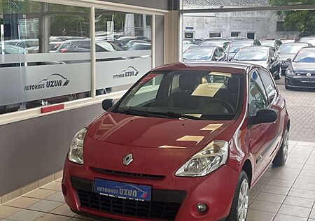 Renault Clio Authentique 1.2 Allwetterreifen Tüv 06.2026