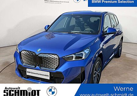 BMW 830 iX1 xDrive30 M Sport / NP= 67.830,- / AHK / LED