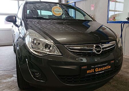 Opel Corsa D Facelift 1,4i 87PS Satellite 2Hd ATM 14.111 km