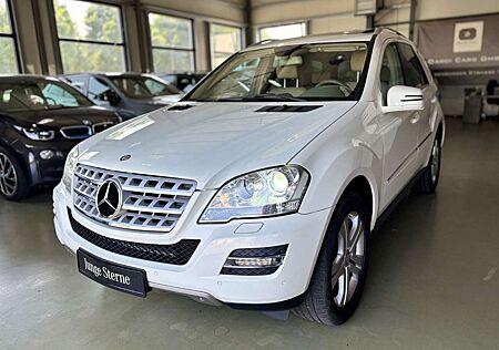 Mercedes-Benz ML 350 ML350 Sportpaket Navi+Camera/SD/H-K/Bi-Xenon/AHK